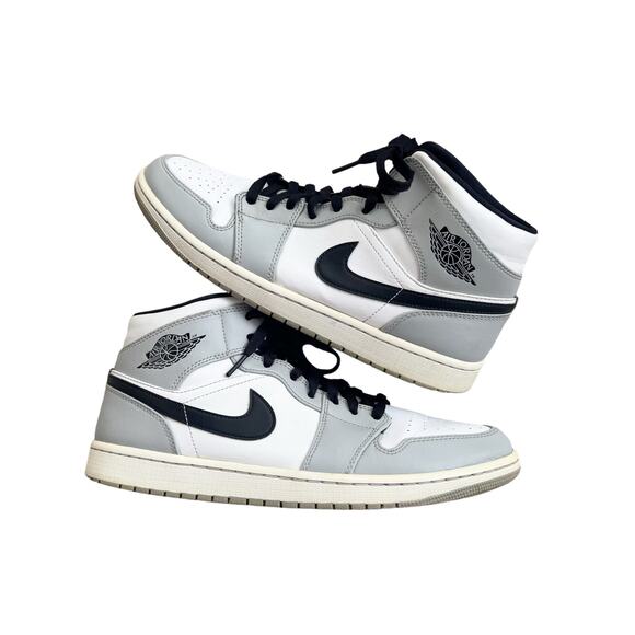 Air Jordan 1 Mid Light Smoke Grey Men’s Size 11.5